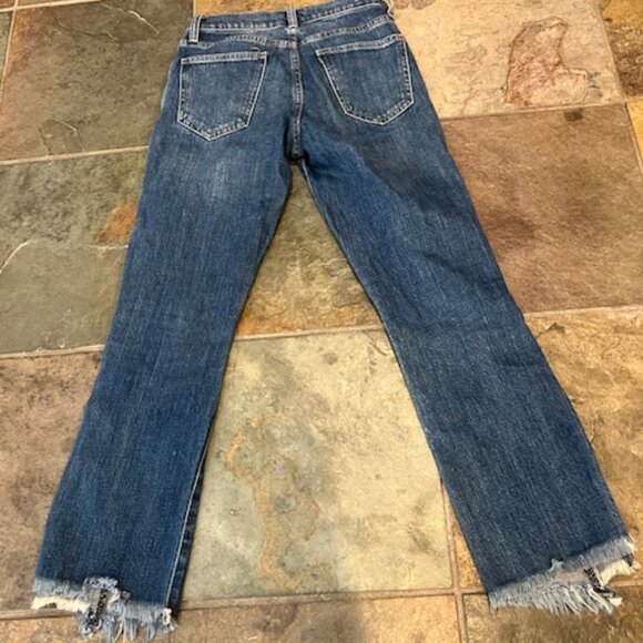 Current/Elliott Low-Rise, FlareFringe Jeans – Mid Wash, Size 23 - Picture 2 of 6
